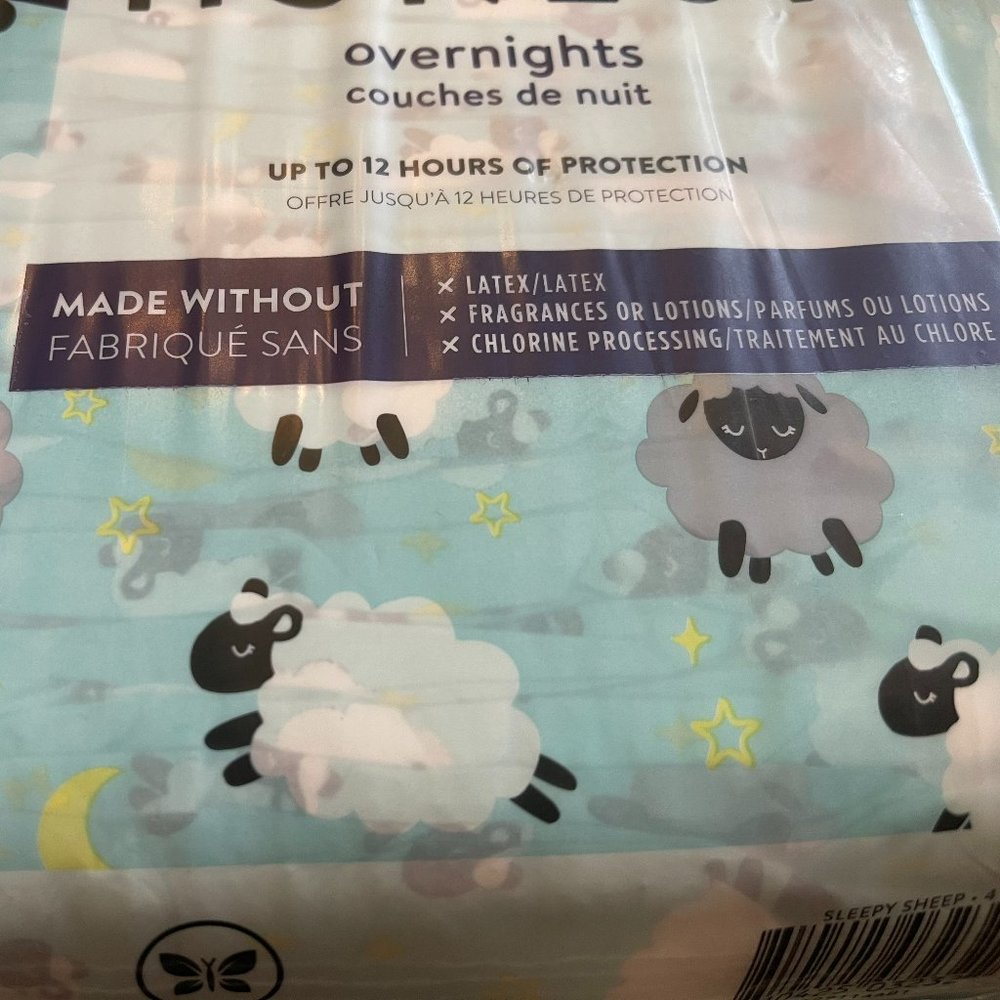 HONEST OVERNIGHTS SIZE 4 NWT